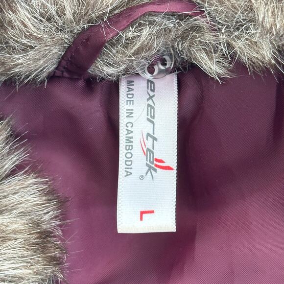 Exertek Maroon Faux Fur Trim Puffer Vest Full Zip Lightweight Womens Size Large - Picture 8 of 12